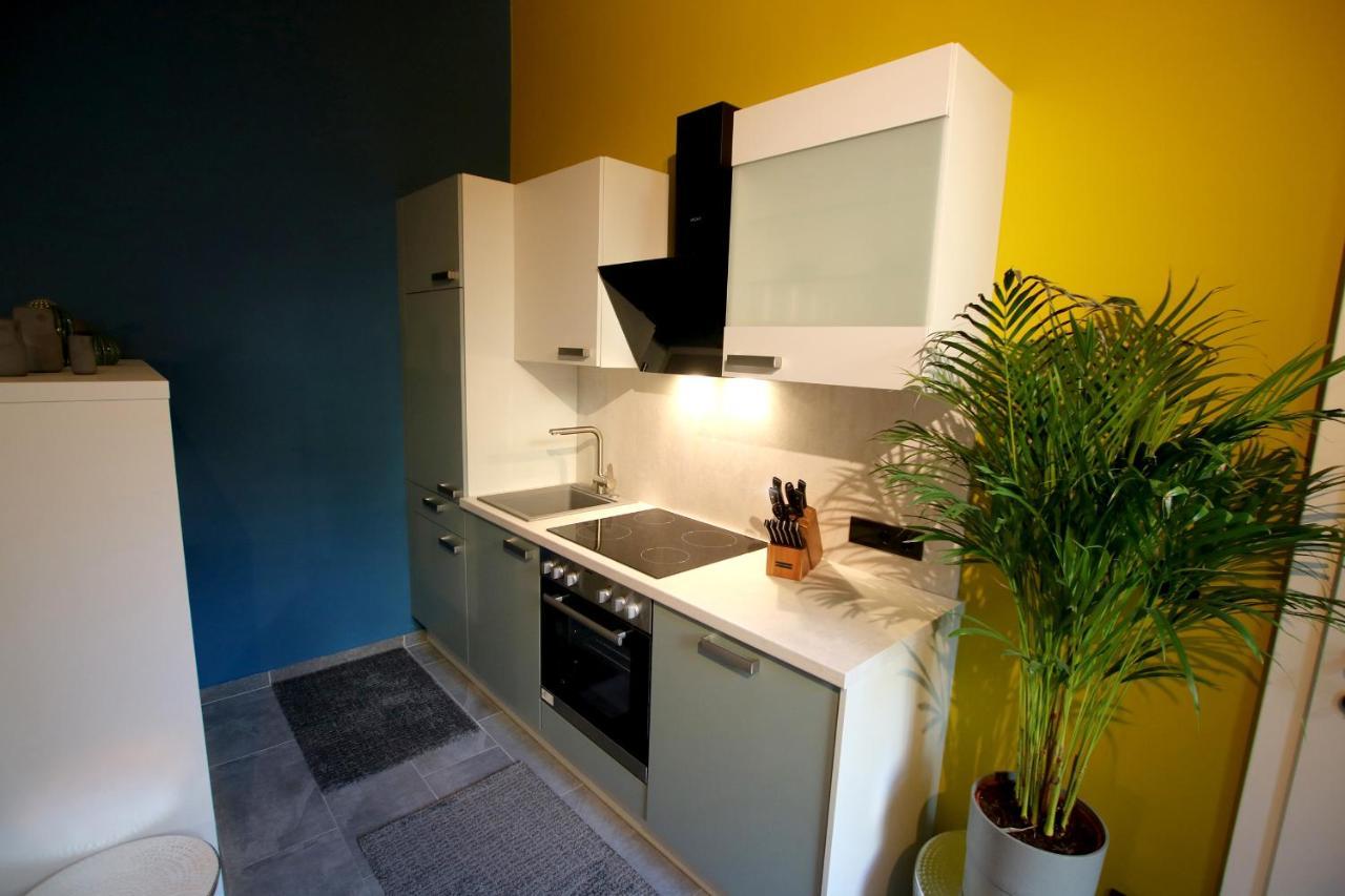 Street Living - * Vienne